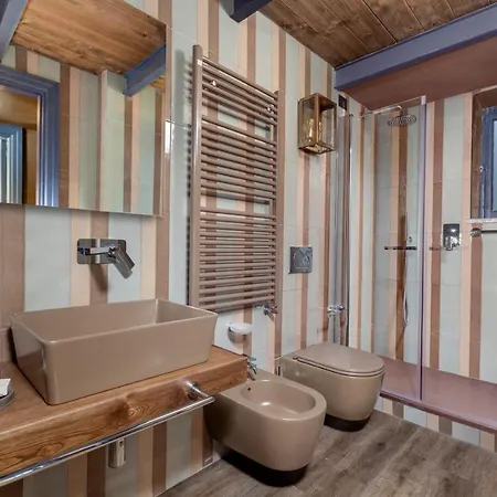 Apartment Maison Josephine Design With Terrace